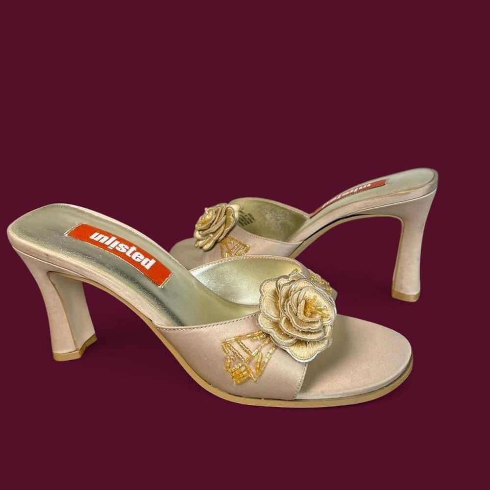 Early 2000s Satin Floral Embellished Peep Toe Mules  7.5